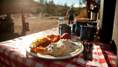 breakfast outside in lost valley