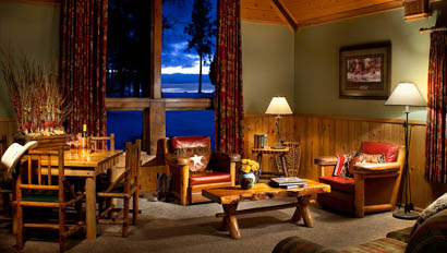Sitting area in the lodge at Averills Ranch