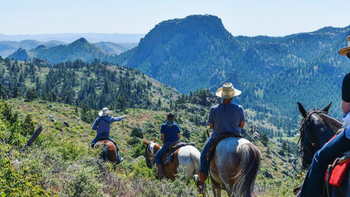 Trail ride at Cherokee Park Ranch