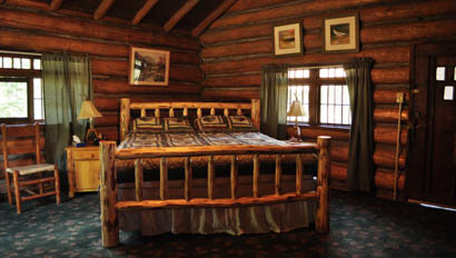 Cabin bed at Crossed Sabres Ranch