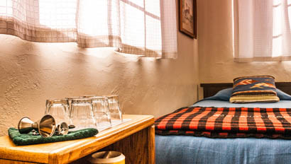 Lodge bedroom at Elkhorn Ranch Arizona