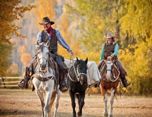 Guests on a pack trip at Goosewing Ranch