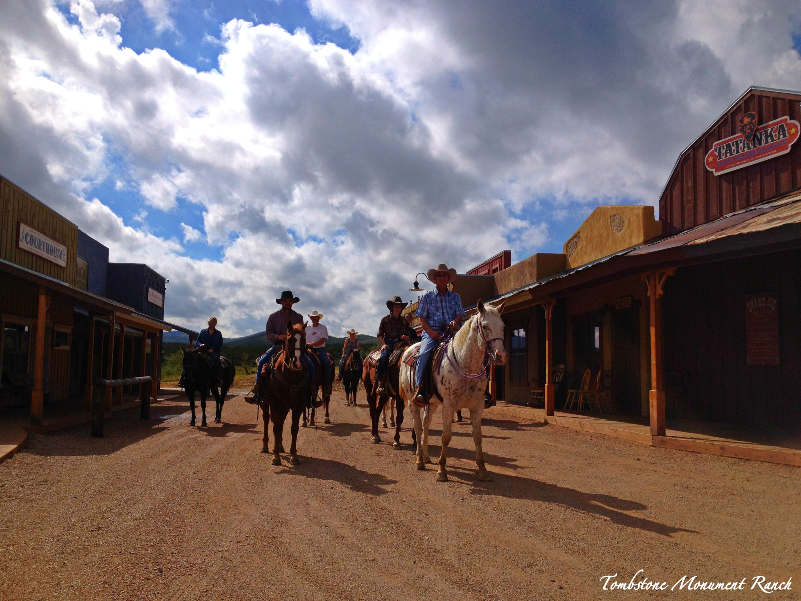 Tombstone Monument Ranch