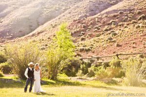 Wedding-couple-at-the-Lazy-LB-Ranch
