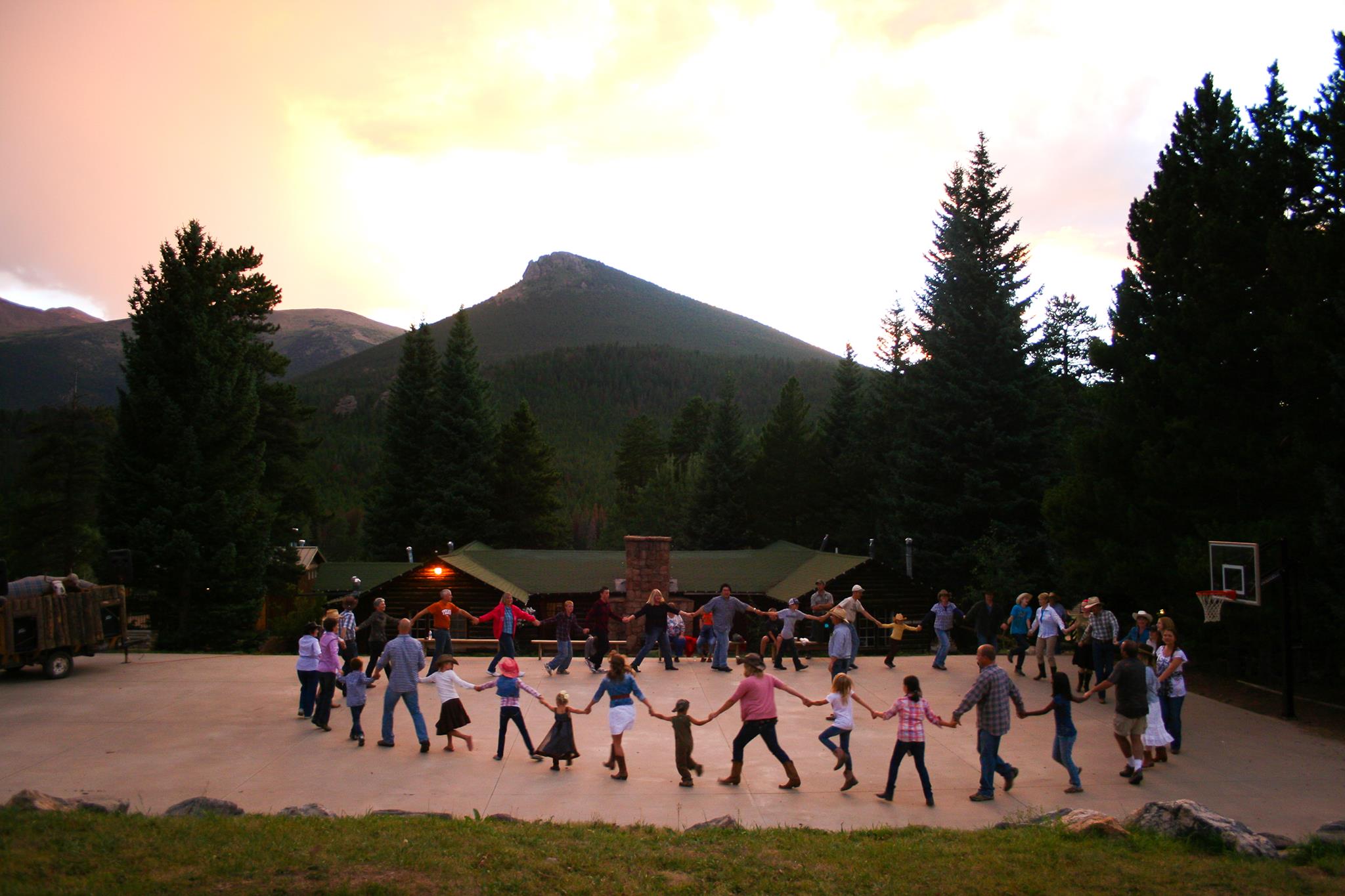 Best Vacation for Kids wind river ranch